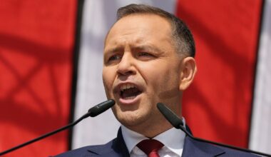 Berlin & Brandenburg: Woidke gratuliert polnischem Wahlgewinner Nawrocki