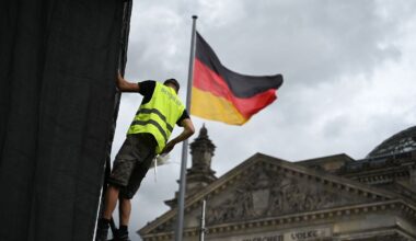 Berlin & Brandenburg: Aufbau für Reichstagsprojektion in Berlin läuft
