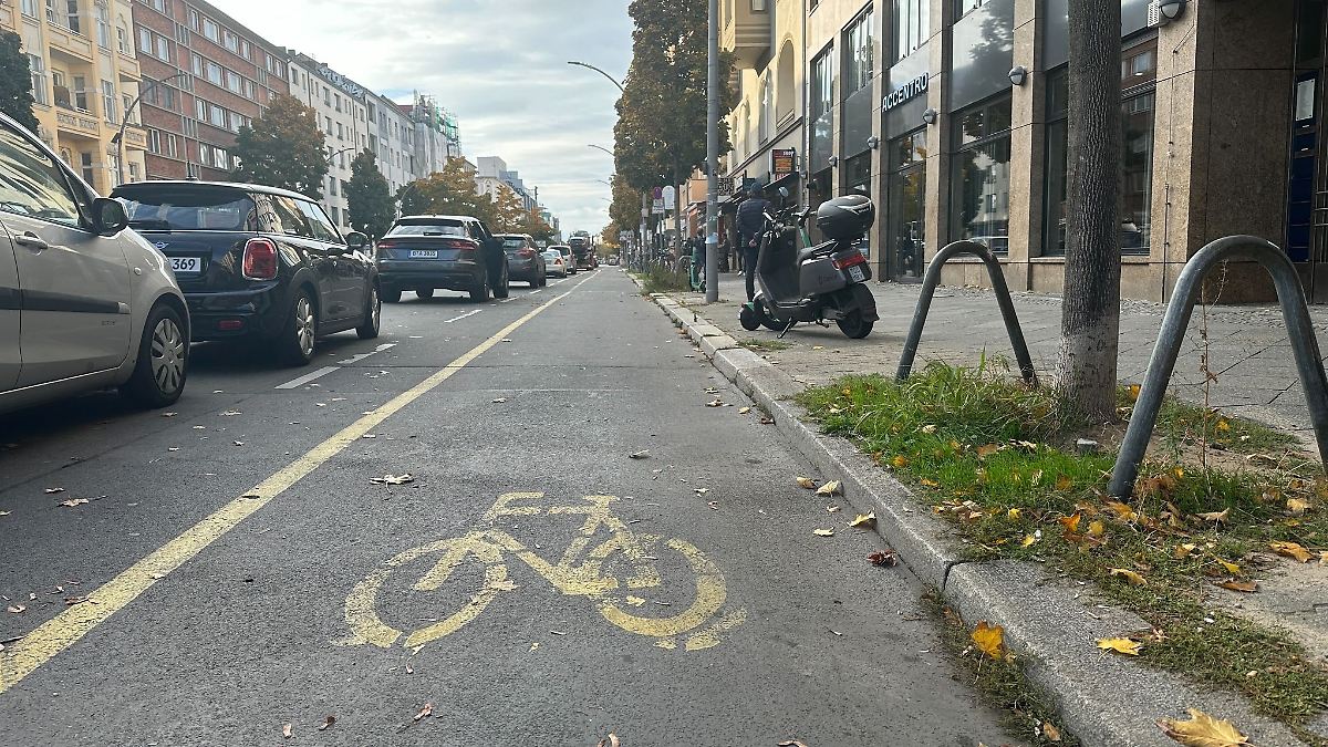 Berlin & Brandenburg: Radweg in der Kantstraße soll weg