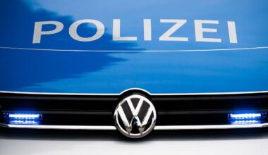 Berlin & Brandenburg: Jugendlicher überfällt Tankstelle in Berlin -festgenommen