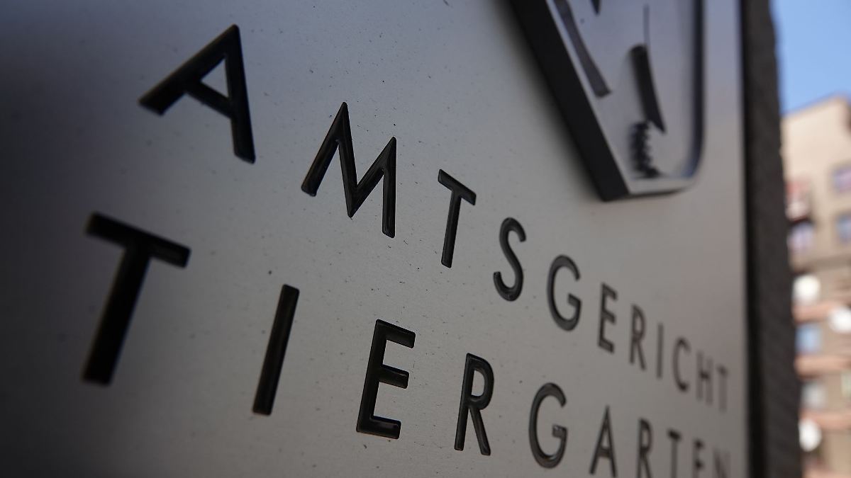 Berlin & Brandenburg: Angriff auf Polizistin: Clan-Mitglied kommt vor Gericht