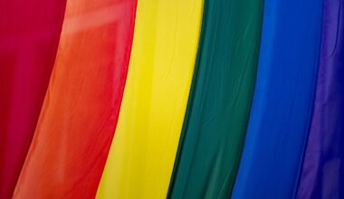 Berlin & Brandenburg: Marzahn: "Pride Parade" und rechte Gegendemo