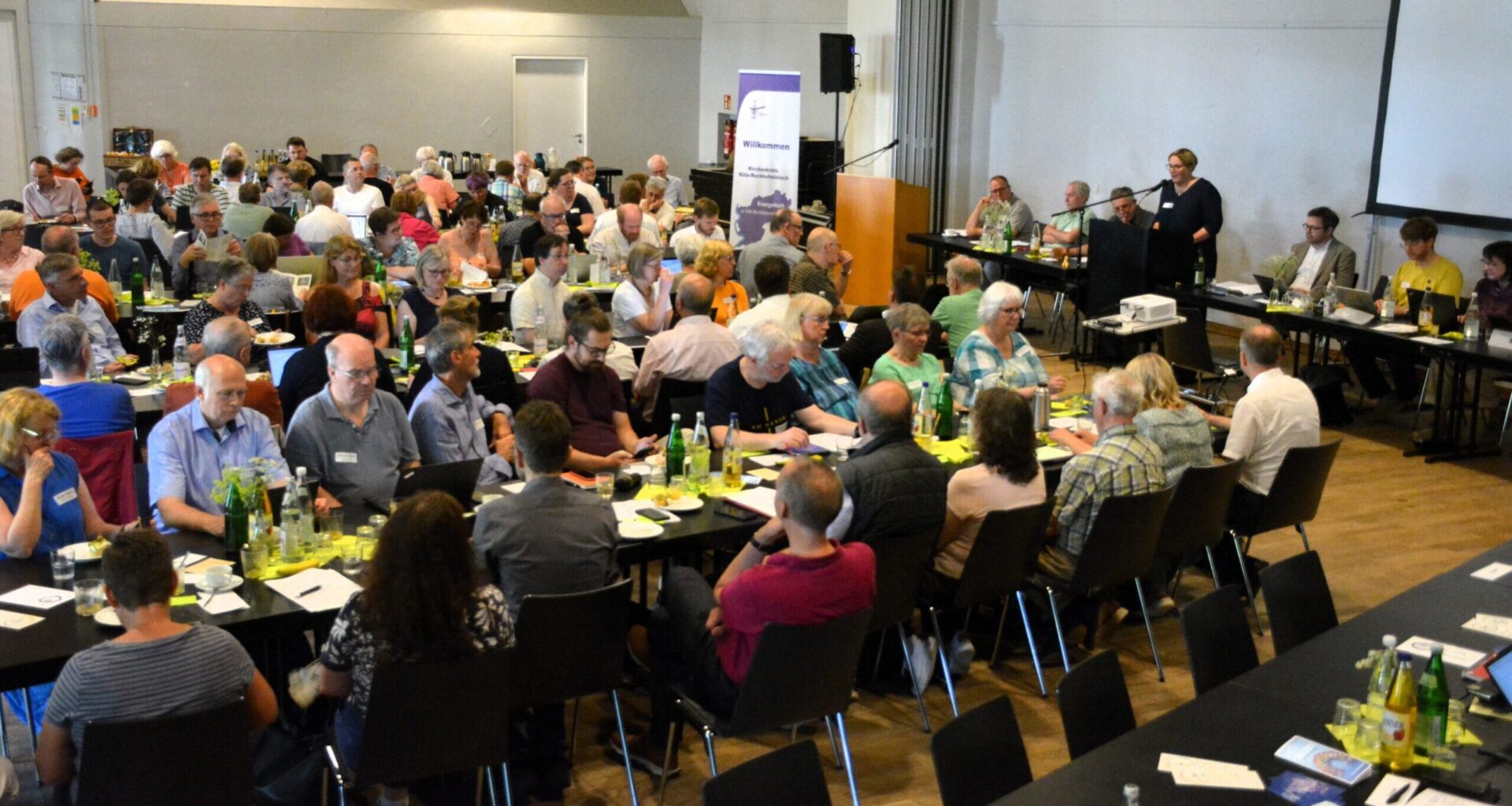 You are currently viewing „Kirche konsequent aus der Zukunft heraus entwerfen“ – Nachrichten von der Frühjahrssynode des Evangelischen Kirchenkreises Köln-Rechtsrheinisch