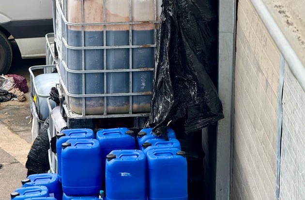ZOLL-E: Staatsanwaltschaft Köln und Zollfahndung Essen: - riesiges Amphetaminlabor ...