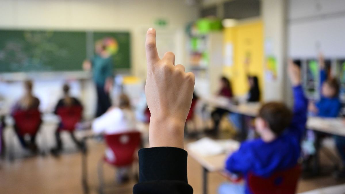 Niedersachsen & Bremen: Bildungssenatorin will mehr Hilfe für Brennpunktschulen