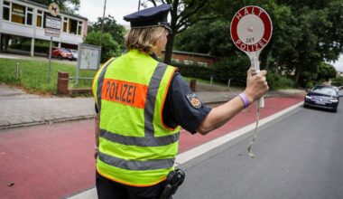 Niedersachsen & Bremen: Kontrollen vor Schulen - Polizei stellt viele Verstöße fest