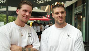 "Runs and Roses" in Köln: RTL-Bachelors laufen den Fans nicht davon - im Gegenteil