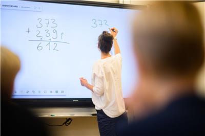Alle Schulen jetzt mit leistungsstarkem Internet