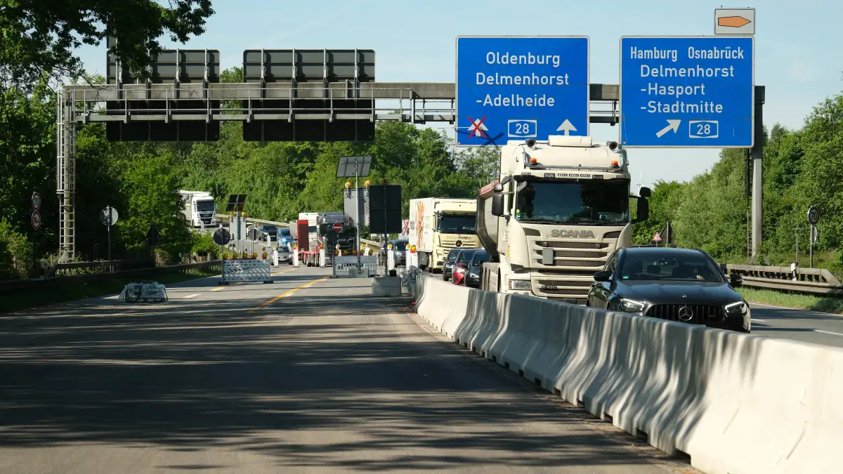 B75 zwischen Bremen und Delmenhorst zu