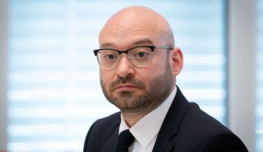 Berlin & Brandenburg: Innenminister Wilke verurteilt Angriff auf Kundgebung