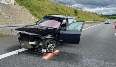 Niedersachsen & Bremen: Betrunkener Fahrer überholt auf A7 rechts - Krankenhaus