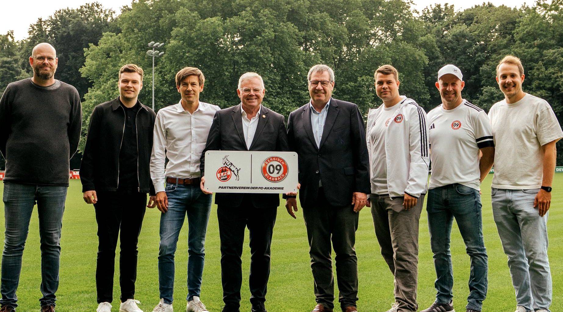 SV 09 wird Partner der Akademie des 1. FC Köln