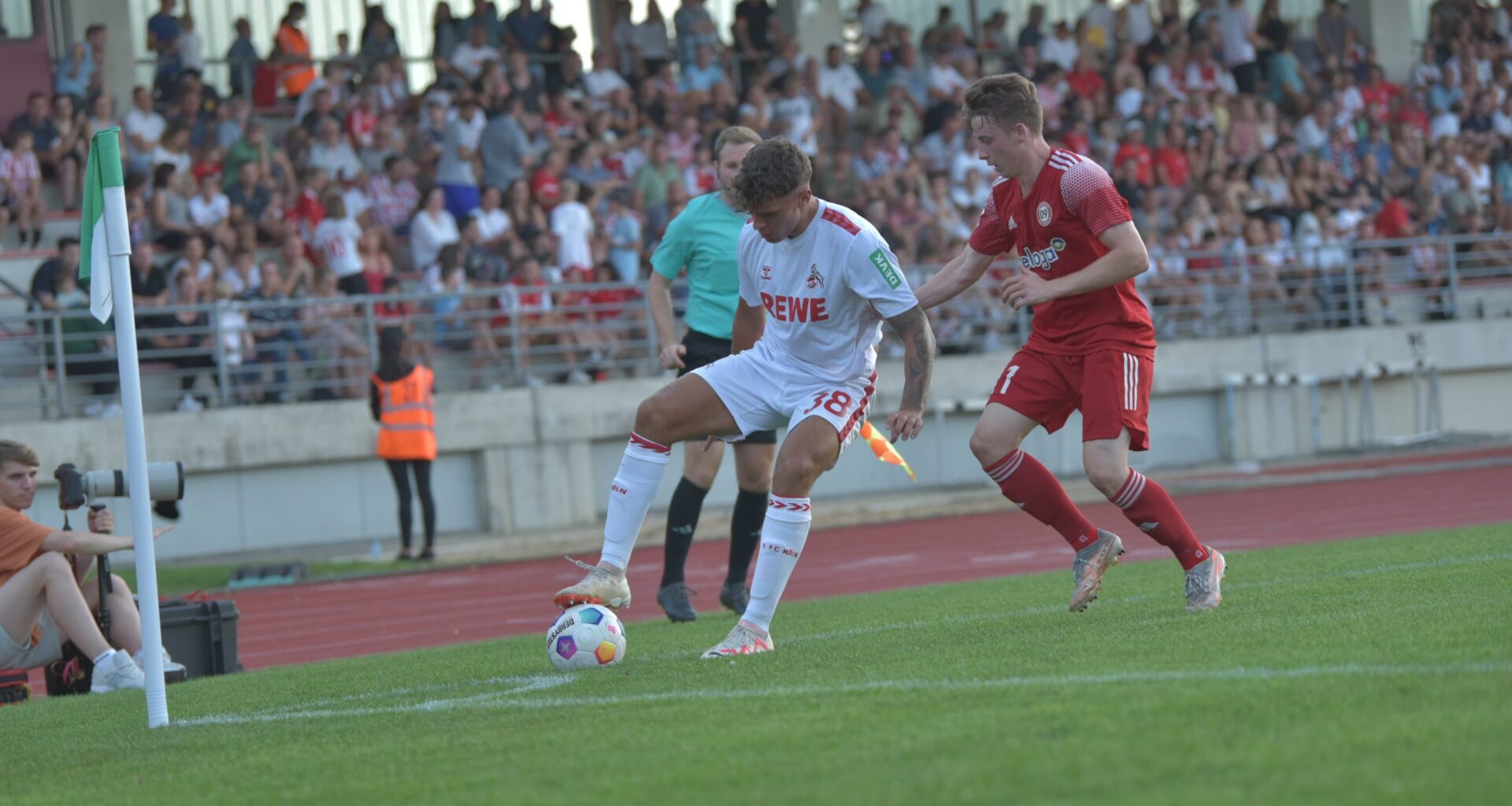 1. FC Köln spielt in der Belkaw-Arena gegen den SV 09