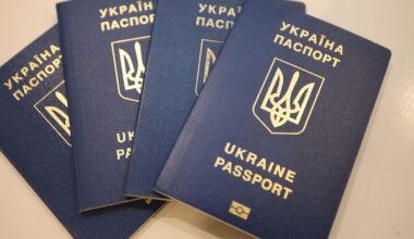 Immer weniger im Land: Ukraine erlaubt Doppel-Pass mit klarem Ziel