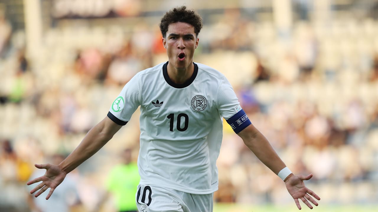 VfB Stuttgart holt deutsches Barca-Talent Darvich | Sport