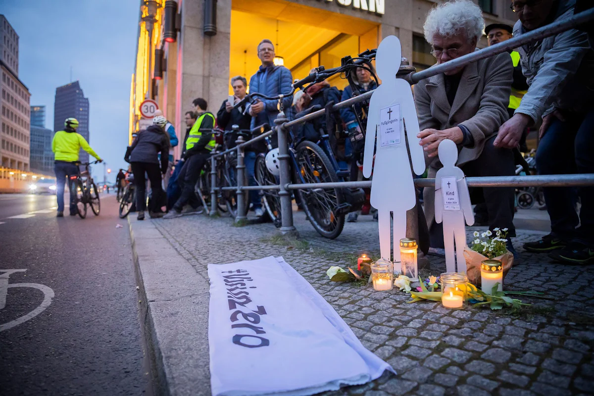 Kriminalität - Tödlicher Unfall auf Leipziger Straße – Rentner vor Gericht - Panorama