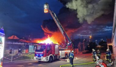In der Berliner Straße in Halle kam die Feuerwehr zum Einsatz.