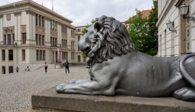 Das Löwengebäude der Martin-Luther-Universität Halle-Wittenberg. Als erste Uni in Sachsen-Anhalt überhaupt hat die Einrichtung eine Exzellenzförderung erreicht.