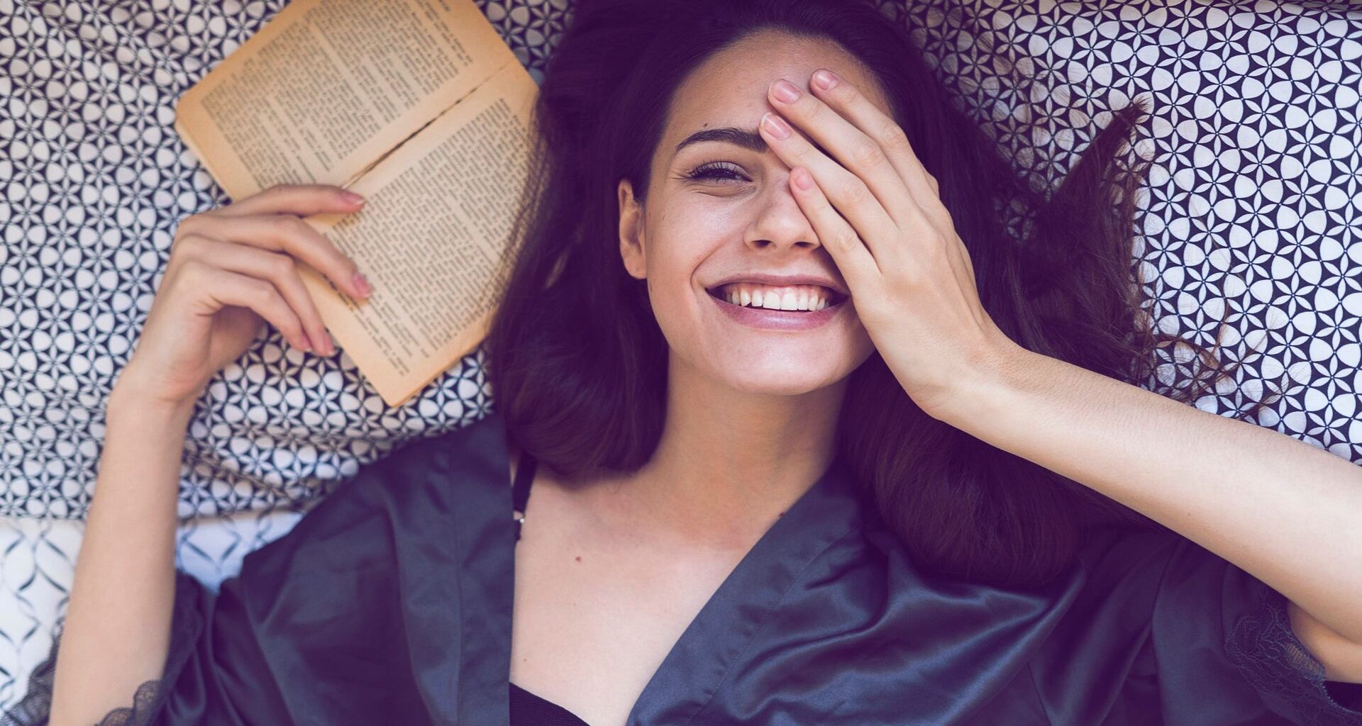 Diese 7 Bücher solltest du auf keinen Fall im Urlaub lesen