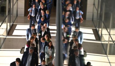 Warum Abgeordnete über ihre Diäten entschieden haben