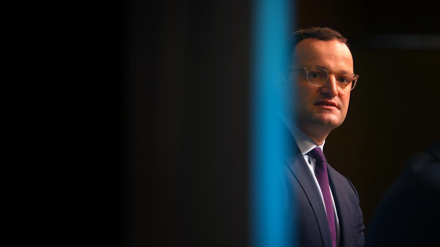 Scharfe Kritik an Spahns Atomwaffen-Vorschlag