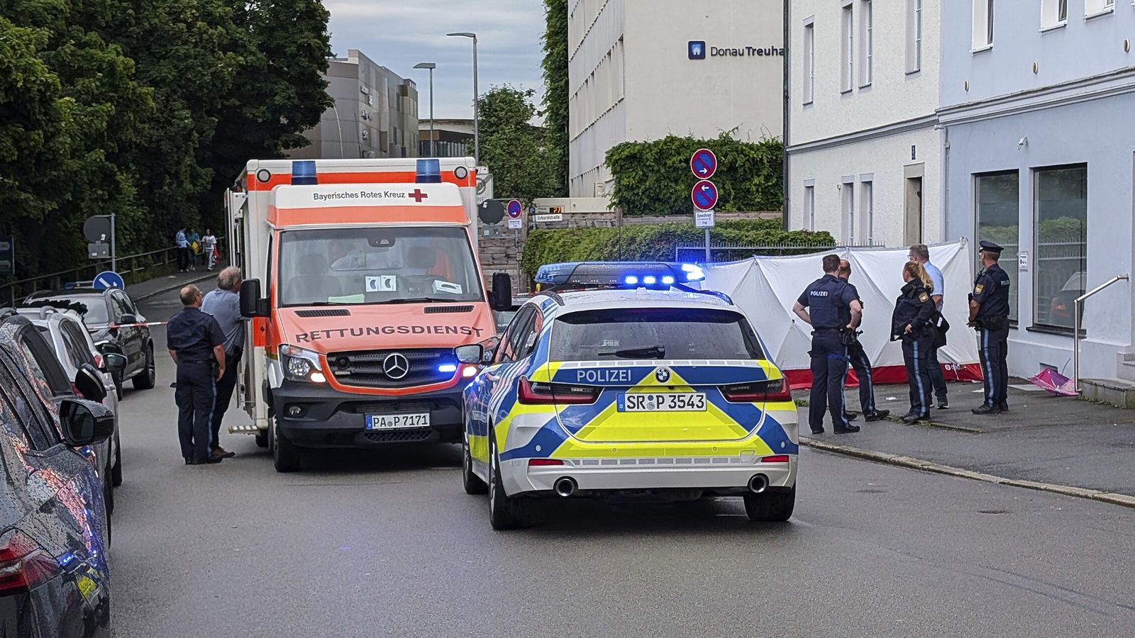 Mann fährt in Passau in Menschengruppe – Fünf Verletzte