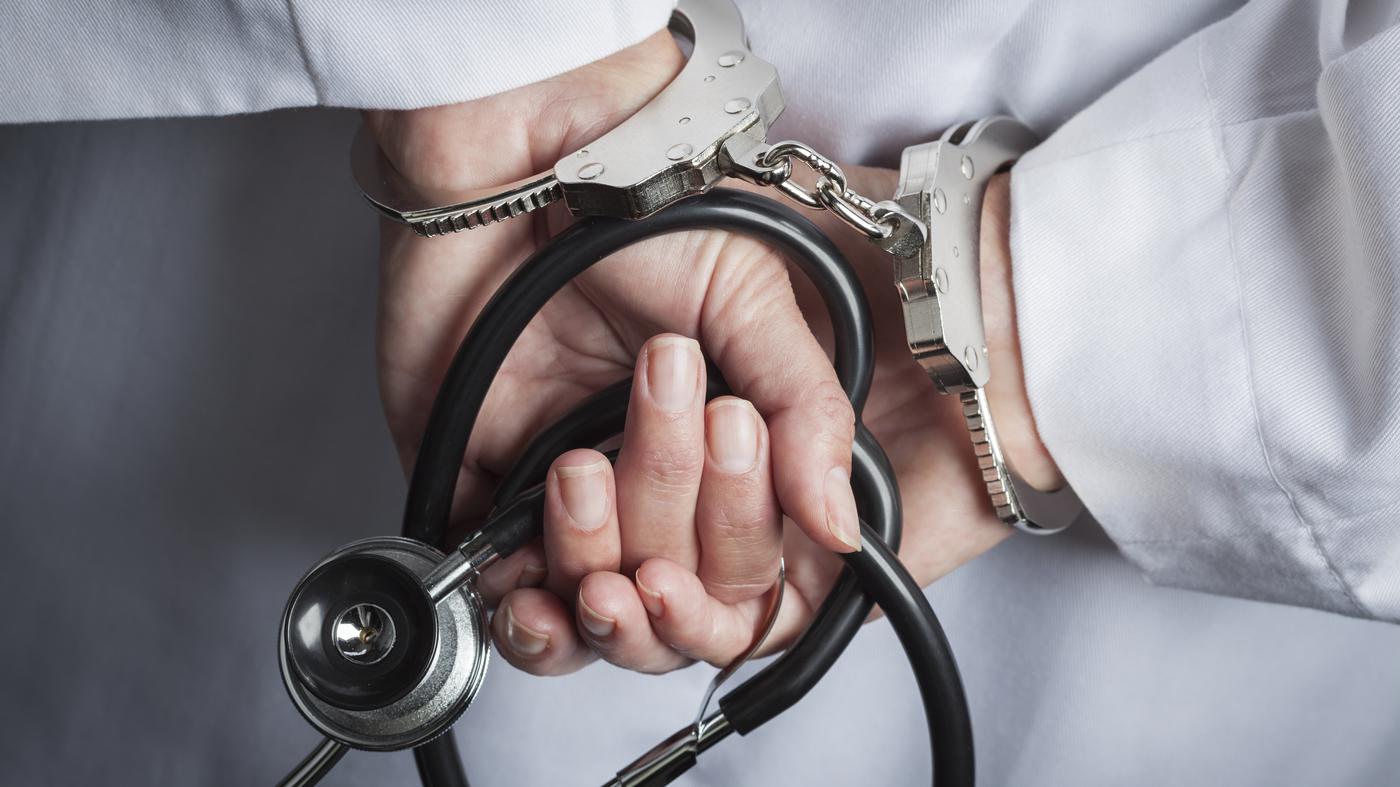 So läuft der Abrechnungsbetrug in Apotheken, Pflege, Arztpraxen ab