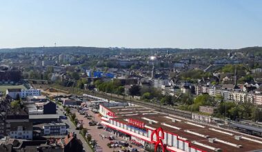 „BeSides“ im Visiodrom Wuppertal: „Nichts als Treibholz!?!" von Heinrich Brinkmöller-Becker - blickfeld