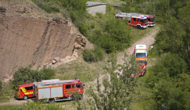 Kletter-Unfall im Saalekreis: Mann stürzt in Steinbruch ab | Regional