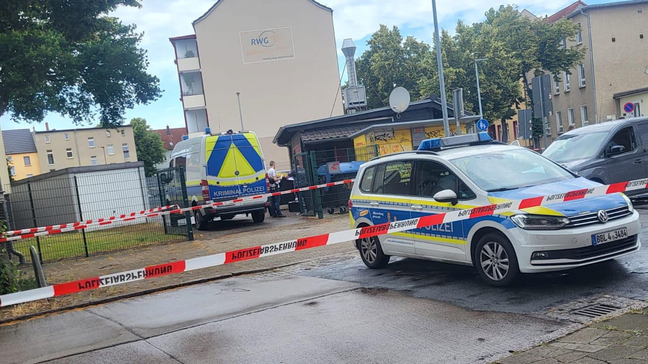 Messer-Angriff in Rathenow: Frau (43) in Brandenburg getötet | Regional
