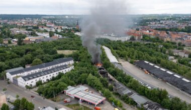 Brände - Brand in leerem Gebäude in Dresden - Warnung aufgehoben - Panorama
