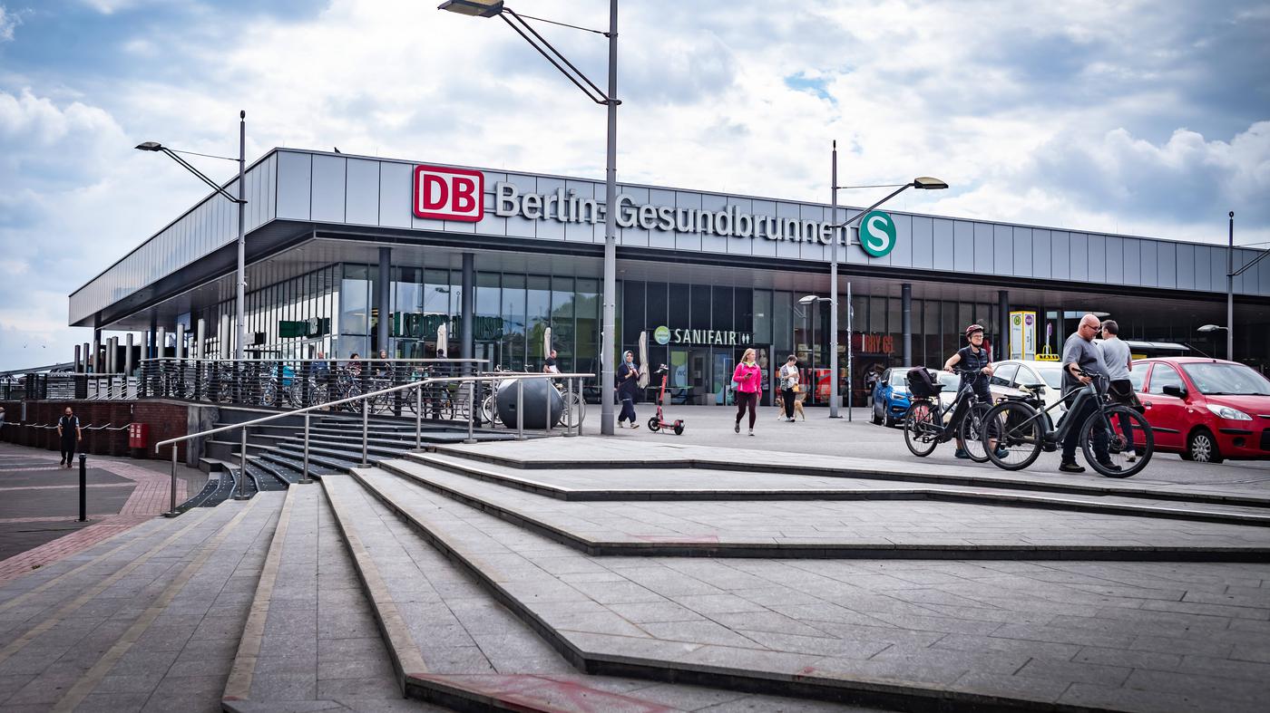 Angriff am Bahnhof Gesundbrunnen – Täter flüchtig