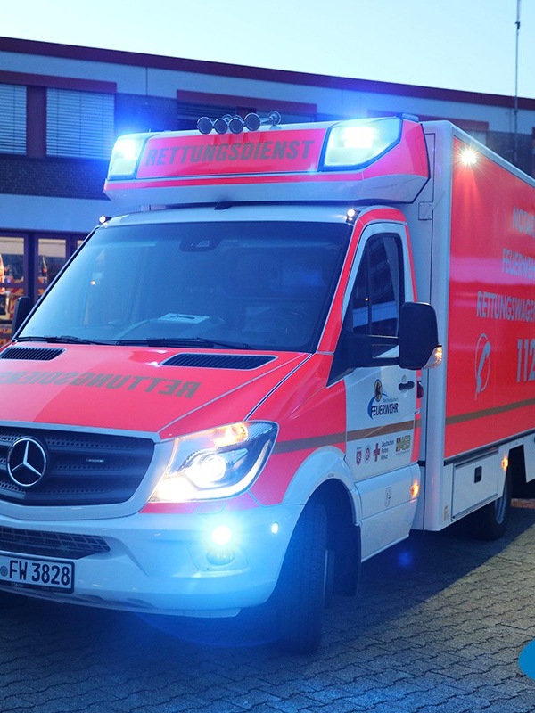 Mönchengladbach-Rheydt, 28.06.2025, 19:45 Uhr, Kreuzung Wilhelm-Schiffer-Straße - Hohlstraße