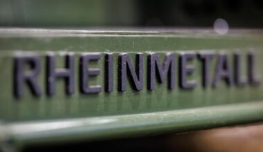Rüstungsaktien im Fadenkreuz: Rheinmetall, Renk, Hensoldt: Droht jetzt die Rüstungsteuer?