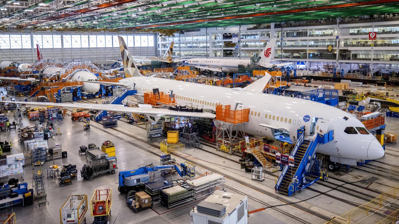 Der erste Absturz einer 787 rückt Boeings Sicherheitsbilanz in den Fokus