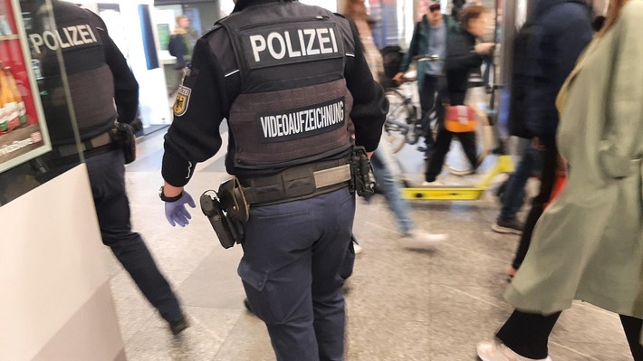 BPOL-HB: Bundespolizei setzt mit Fahndungstag in Bremen Signal gegen Straftäter