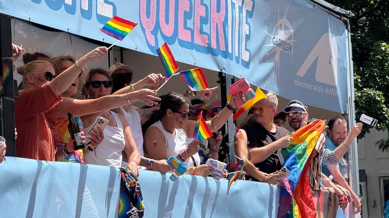 Christopher Street Day in München: Politparade für Vielfalt