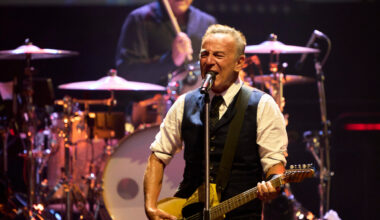 Vor Bruce Springsteen auf Schalke geht die Nachricht rum