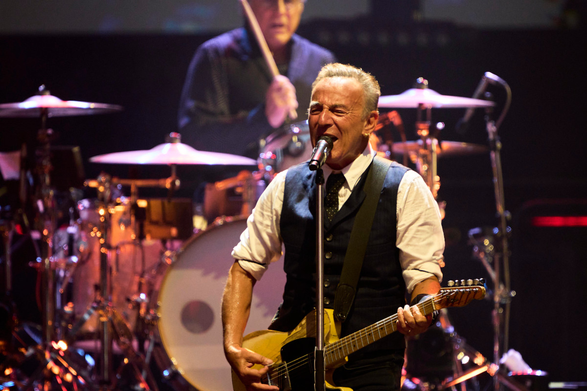 Vor Bruce Springsteen auf Schalke geht die Nachricht rum
