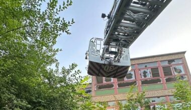 Brand in leerstehender Schule in Essen