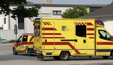 Blutige Messerattacke in Dresden: Streit bei Bushaltestelle eskaliert | Regional