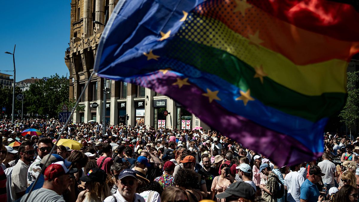 "Auf Brüssels Befehl": Orban poltert wegen Pride - und macht EU verantwortlich