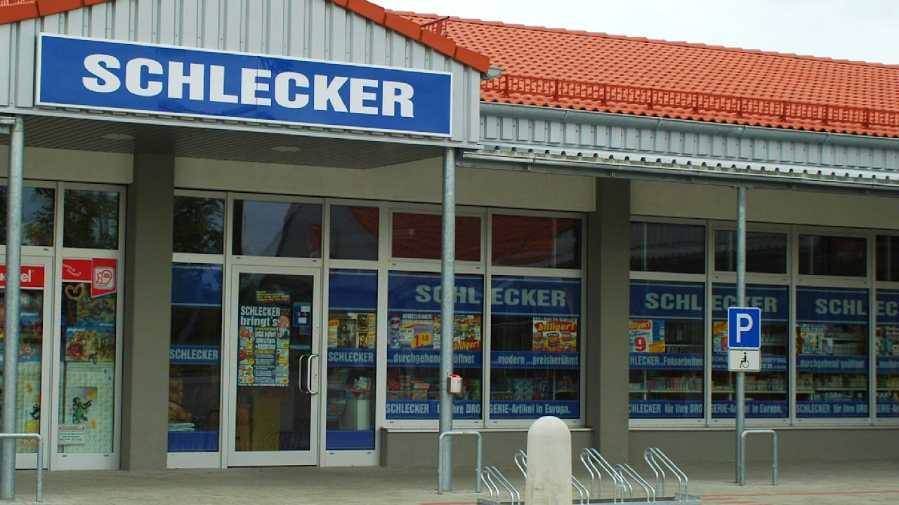 13 Jahre nach Pleite: Schlecker-Familie zahlt Schadensersatz | Geld
