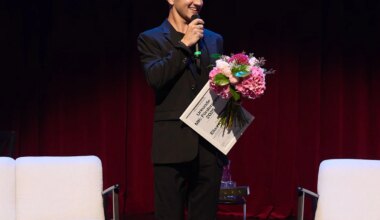 Förderpreis für Elias Krischke, dem "Iron Man" der Kammerspiele - München