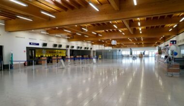 35 Flieger in Urlaubssaison! Deutschlands einsamster Flughafen | Politik