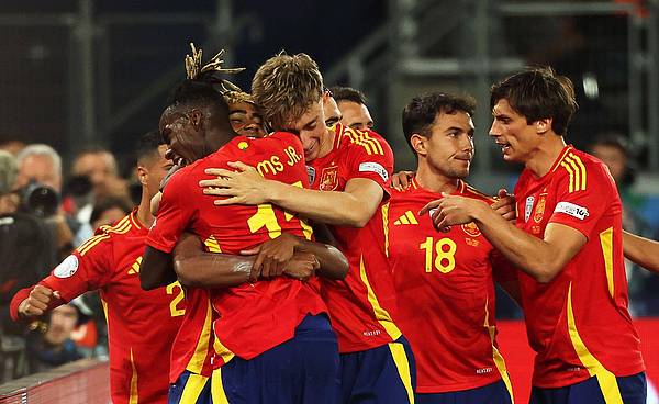 Stuttgart | 5:4 gegen Frankreich: Yamal und Spanien stürmen ins Finale