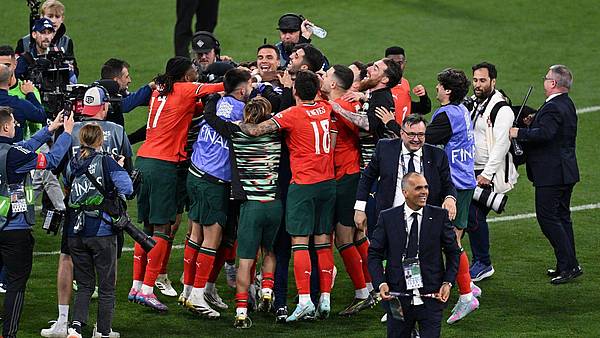 München | Krimi lässt Ronaldo weinen: Portugal entthront Spanien