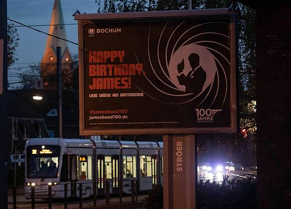 Bochum | Stadtarchiv: Wieso James Bond aus Wattenscheid kommt