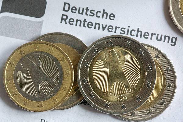 Berlin | Rente, Steuern, Pflege ? was sich im Juli ändert