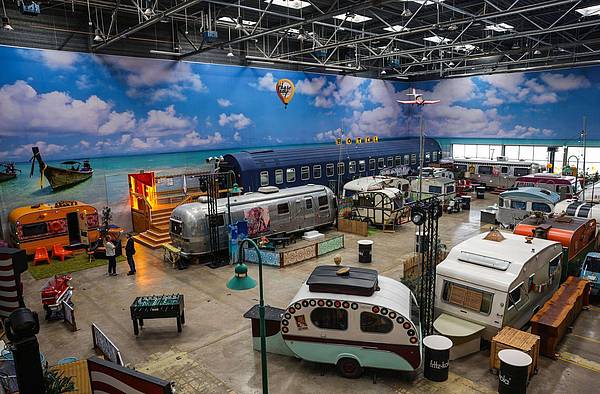 Bonn | «Schon sehr lustig» - Indoor-Camping im Hochsommer
